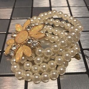 🆕 Sunshine Flower Pearl Bracelet!!!  Brand New!!!